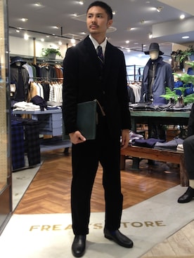 「FREAK'S STORE（フリークスストア）のアイテム（フォーマルスーツ/小物）」を使った、藤井　悠大さん（メンズ・172cm）の秋コーディネート