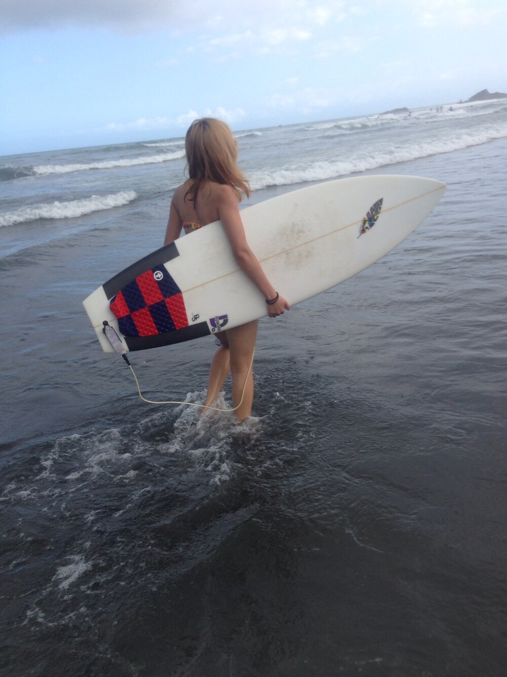 「SURF、beach、summer」｜「VICTORIA'S SECRETのアイテム（水着、ピンク系）」を使った、泰泰さん（レディース・158cm）の夏コーディネートの1枚目の写真