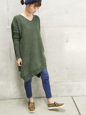 「アイテム（スニーカー、イエロー系）」を使った、もりのがっこうさん（レディース・161cm）の秋コーディネート