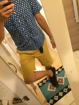 「GLOBAL WORK（グローバルワーク）のベルトツキカラーチノショーツ（その他パンツ、イエロー系）」を使った、FEETさん（メンズ・183cm）の夏コーディネート