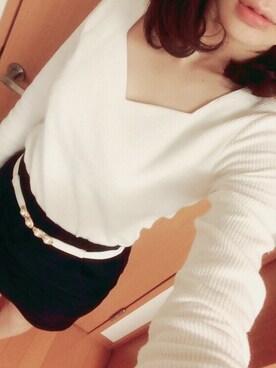 「one way（ワンウェイ）のアイテム（Tシャツ/カットソー、ホワイト系）」を使った、くるみさん（レディース・160cm）の冬コーディネート