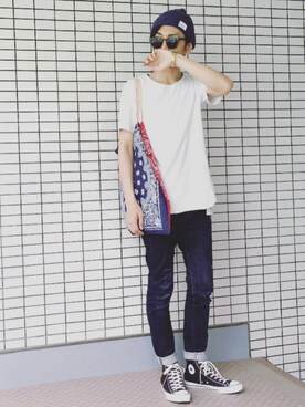 「URBAN RESEARCH（アーバンリサーチ）のアイテム（バッグ、レッド系）」を使った、ヤマダ コウキさん（メンズ・178cm）の春コーディネート