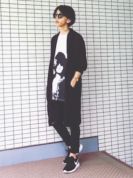 「EMODA（エモダ）の【SH】SHAWL ガウンニット（ニット/セーター、ブラック系）」を使った、ヤマダ コウキさん（メンズ・178cm）の夏コーディネート