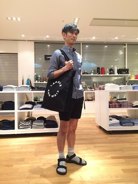 「アイテム（レッグウェア）」を使った、sugiyaさん（メンズ・170cm）の春コーディネート