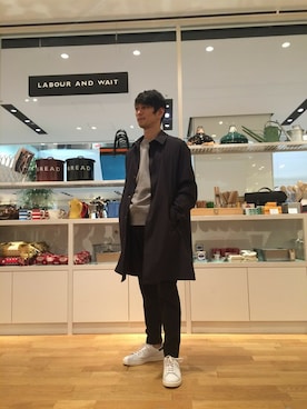 「GYMPHLEX（ジムフレックス）のアイテム（ステンカラーコート）」を使った、sugiyaさん（メンズ・171cm）の春コーディネート