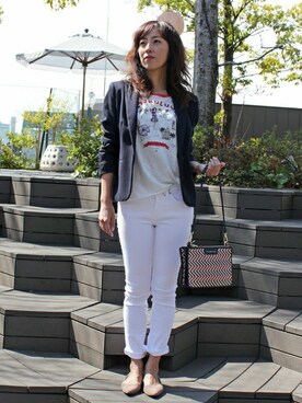 「TOMMY HILFIGER（トミーヒルフィガー）のアイテム（テーラードジャケット）」を使った、satokoさん（レディース・167cm）の春コーディネート