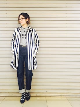 「柄×柄」｜「アイテム（ステンカラーコート）」を使った、CHARLIEさん（レディース・163cm）の春コーディネート