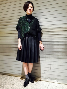 「アイテム（バングル/リストバンド）」を使った、CHARLIEさん（レディース・163cm・20代）の秋コーディネート