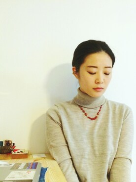 「オールバック」｜「アイテム（アクセサリー）」を使った、kayaさん（レディース・158cm）の秋コーディネート