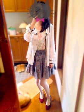 「earth music&ecology（アースミュージックアンドエコロジー）のレッドパンプス（パンプス、レッド系）」を使った、kuroneko*さん（レディース・160cm）の春コーディネート