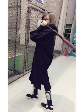 「CROSS（クロス）のアイテム（トップス）」を使った、許蔓さん（レディース・160cm）の秋コーディネート