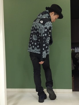 「ART COMES FIRST（アートカムズファースト）のアイテム（帽子）」を使った、長野晃宏さん（メンズ・165cm）の冬コーディネート