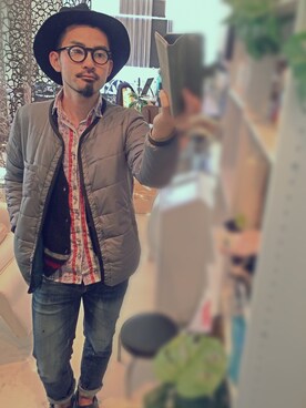 「総柄トップス」｜「アイテム（ダウンジャケット/コート）」を使った、higekawaさん（メンズ・172cm）の冬コーディネート