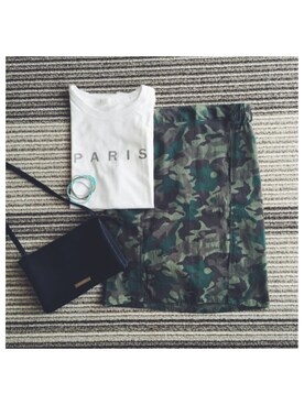 「GU（ジーユー）のアイテム（Tシャツ/カットソー、ホワイト系）」を使った、むちさん（レディース・153cm）の夏コーディネート