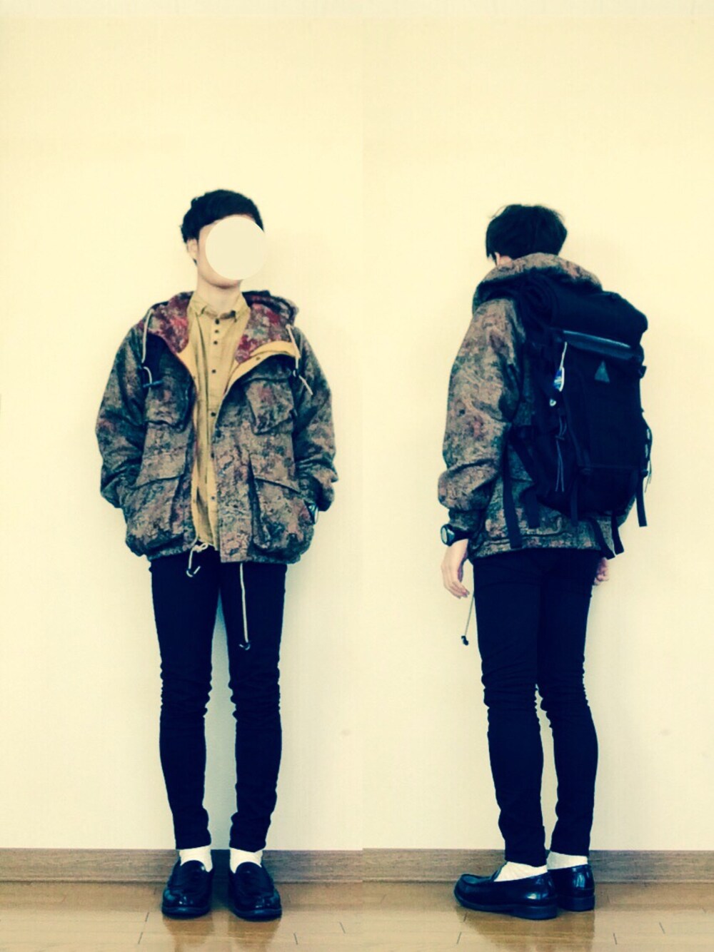 「ローファー、マウンテンパーカー、花柄、黒スキニー、バックパック、マスタード、白ソックス」｜「VOOのGOBLIN MOUNTAIN PARKA（マウンテンパーカー、グリーン系）」を使った、ashさん（メンズ・168cm）の冬コーディネートの1枚目の写真