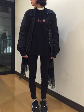 「Yves Saint Laurent（イヴサンローラン）のアイテム（パーカー）」を使った、dddddさん（レディース・164cm）の冬コーディネート