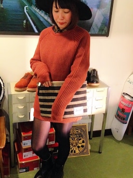 「OBEY」｜「アイテム（ニット/セーター）」を使った、MINDさん（レディース・157cm）の秋コーディネート