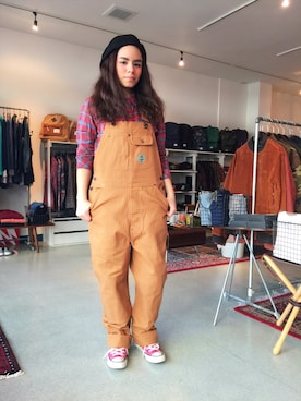 「BRIXTON（ブリクストン）のアイテム（サロペット/オーバーオール）」を使った、MINDさん（レディース・157cm）の冬コーディネート