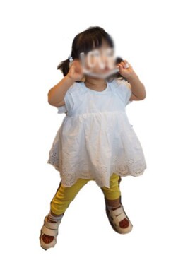 「petit main（プティマイン）のアイテム（シャツ/ブラウス、ホワイト系）」を使った、マナリナ22さん（キッズ・80cm）の夏コーディネート