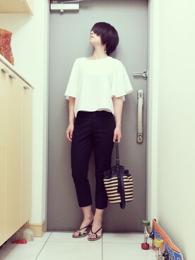 「ZARA BASIC（ザラベーシック）のブラウス（シャツ/ブラウス、ホワイト系）」を使った、momoyoさん（レディース・161cm）の夏コーディネート