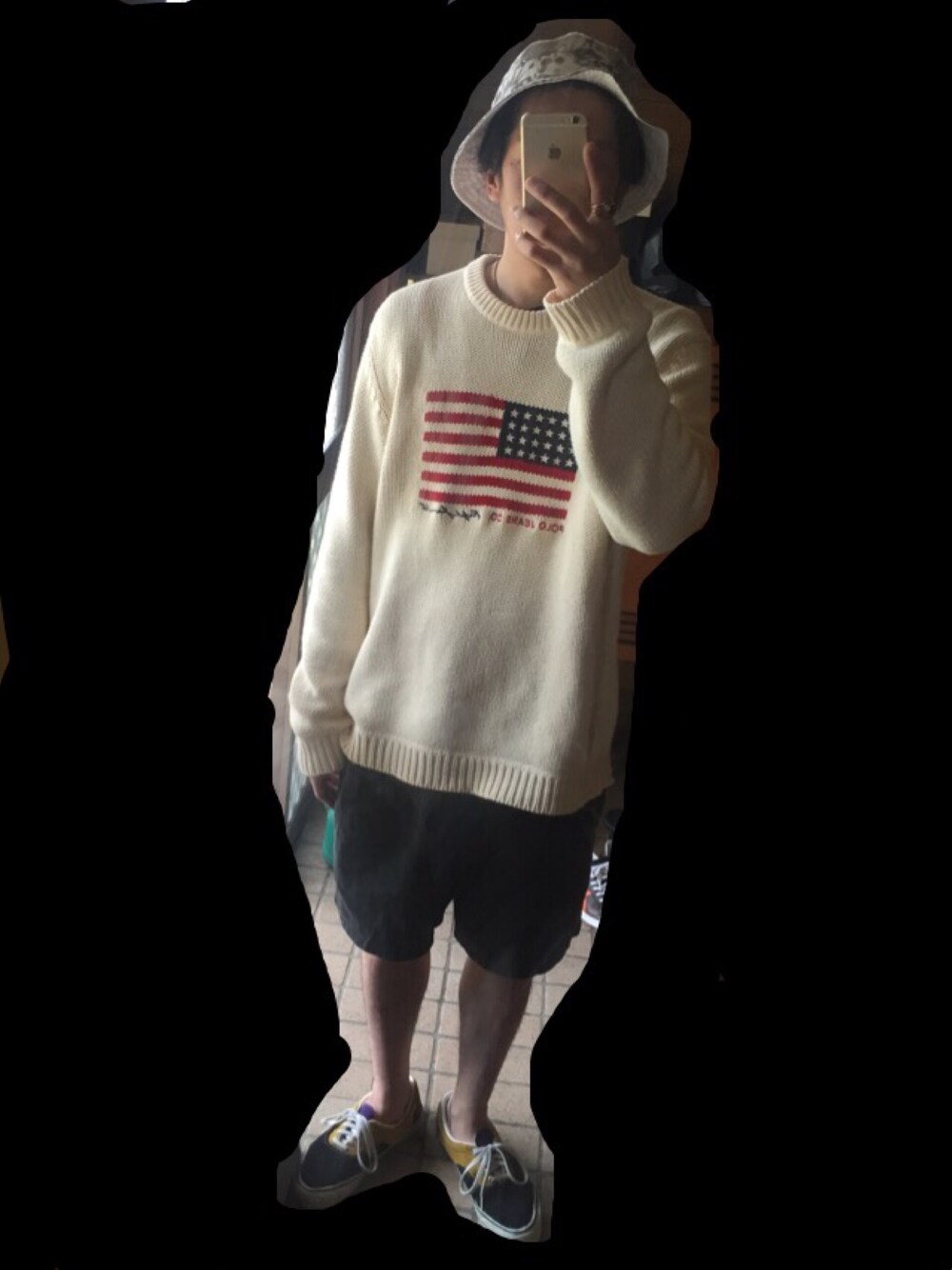 「古着、スニーカー、ステューシー、ラルフローレン、VANS、ハーフパンツ、ニット」｜「POLO JEANSのアイテム（ニット/セーター、ホワイト系）」を使った、ゆうへいさん（メンズ・172cm）の春コーディネートの1枚目の写真