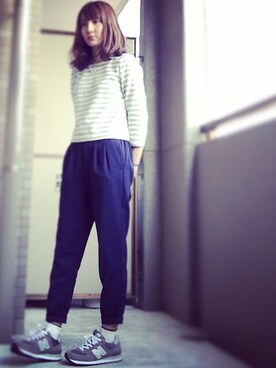 「GU（ジーユー）のアイテム（Tシャツ/カットソー、グレー系）」を使った、ちゃそさん（レディース）の春コーディネート