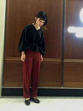 「BEAUTY&YOUTH UNITED ARROWS（ビューティーアンドユースユナイテッドアローズ）のアイテム（シャツ/ブラウス、ブラック系）」を使った、Shiori Tanidaさん（レディース・162cm）の夏コーディネート