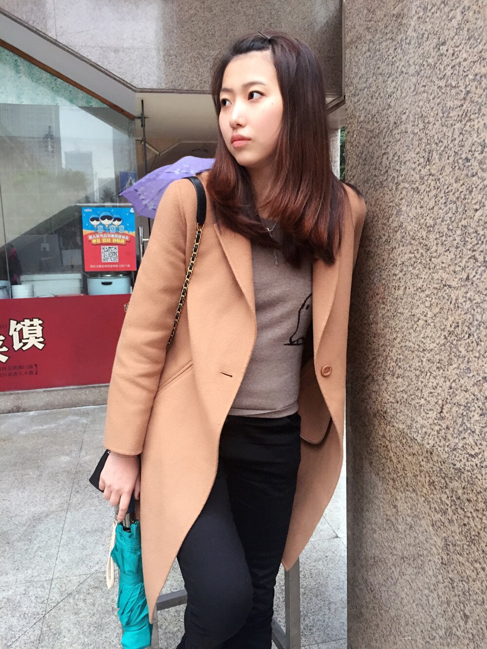 「burberry」｜「Burberry Britのアイテム（トップス、グレー系）」を使った、Zzoujoeさん（レディース・168cm）の冬コーディネートの1枚目の写真