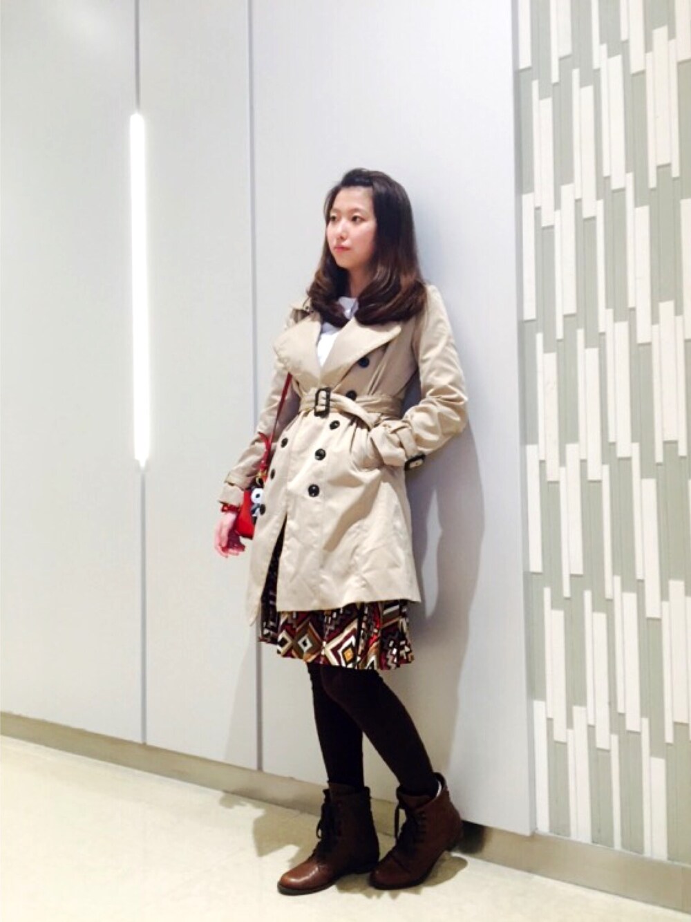 「burberry」｜「BURBERRYのアイテム（トレンチコート、ベージュ系）」を使った、Zzoujoeさん（レディース・168cm）の冬コーディネートの1枚目の写真