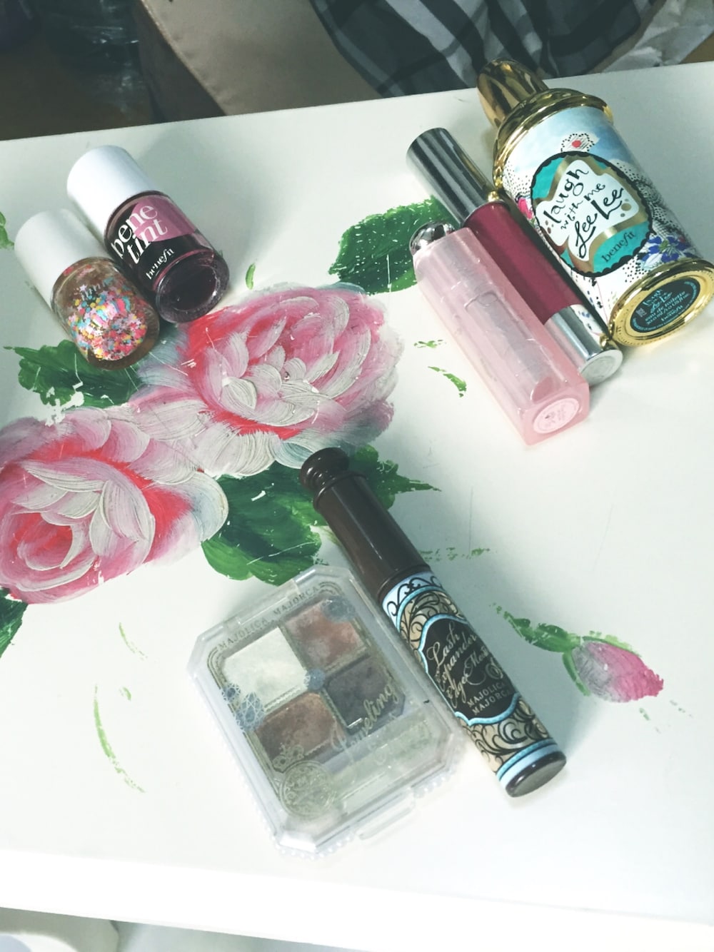 「benefit」｜「majolica majorcaのアイテム（スキンケア、ブラウン系）」を使った、Zzoujoeさん（レディース・168cm）の冬コーディネートの1枚目の写真
