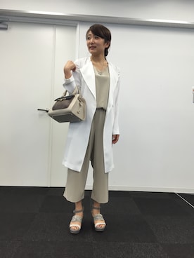 「アイテム（ノーカラージャケット）」を使った、22 OCTOBRE Staffさん（レディース・160cm）の冬コーディネート