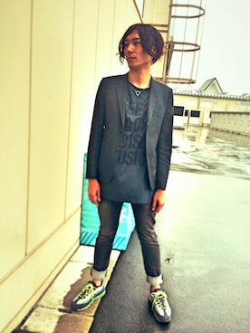 「JOHN LAWRENCE SULLIVAN accessory（ジョンローレンスサリバンアクセサリー）のアイテム（アクセサリー）」を使った、マークさん（メンズ・180cm）の夏コーディネート