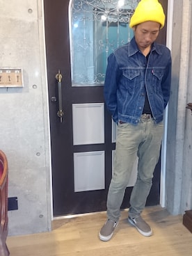 「アイテム（デニムジャケット）」を使った、EijiSatoさん（メンズ・173cm）の冬コーディネート