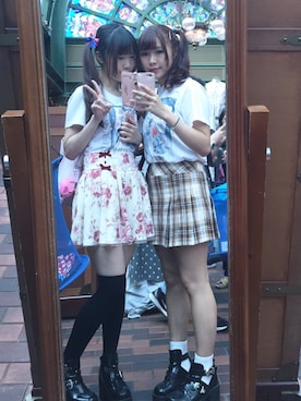 「双子コーデ」｜「アイテム（財布/小物）」を使った、ろろさん（レディース・158cm）の春コーディネート