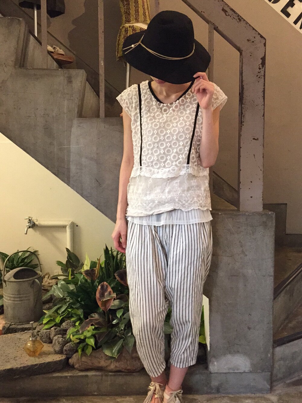「wafflish waffle、toitoitoi」｜「Wafflish Waffleのアイテム（Tシャツ/カットソー、ホワイト系）」を使った、wonkobeさん（キッズ・157cm）の夏コーディネートの1枚目の写真