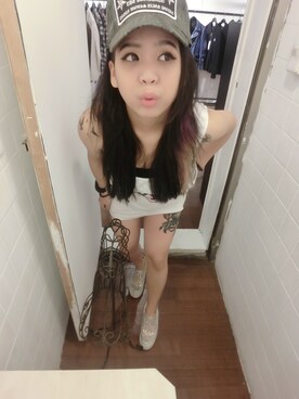 Jasmine Leeさんのコーディネート