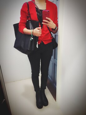 「TOMMY HILFIGER（トミーヒルフィガー）のアイテム（その他アウター）」を使った、AleVivさん（レディース・163cm）の冬コーディネート
