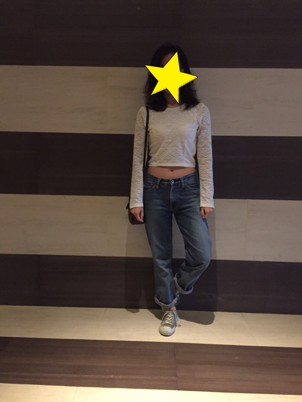 「REPLAYのアイテム（デニムパンツ、ブルー系）」を使った、AleVivさん（レディース・163cm）の夏コーディネートの1枚目の写真