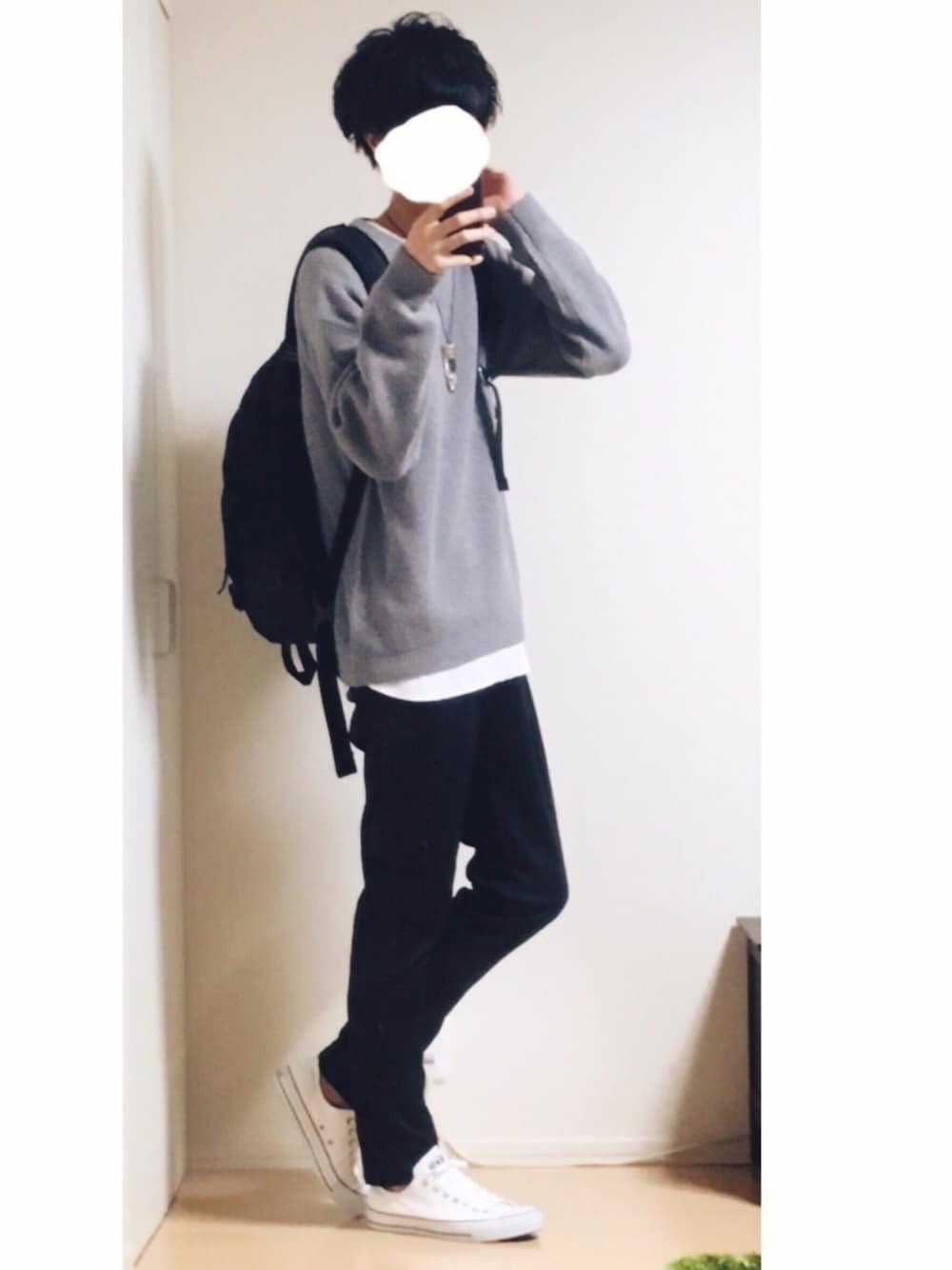 「秋のコーデ、ニット、グレーのニット、ラフ、カジュアル、クレプスキュール」｜「crepusculeの＜crepuscule＞ AZE CREW/ﾆｯﾄ（ニット/セーター、グレー系）」を使った、とっしーさん（メンズ・184cm）の秋コーディネートの1枚目の写真