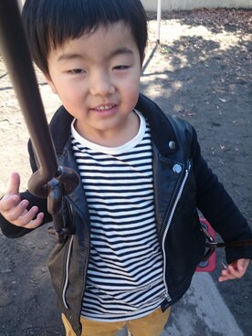 「アイテム（ライダースジャケット）」を使った、gakkさん（キッズ・110cm）の冬コーディネート