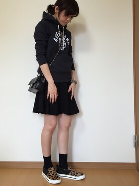 「Marc by Marc Jacobs（マークバイマークジェイコブス）のアイテム（スニーカー）」を使った、きょんさん（レディース・155cm）の秋コーディネート