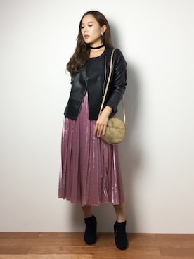 「パーティースタイル」｜「アイテム（ライダースジャケット）」を使った、黒田デビーさん（レディース・165cm）の秋コーディネート
