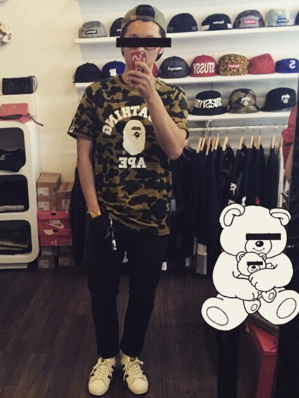 「supreme、adidas、abathingape」｜「A BATHING APEのアイテム（Tシャツ/カットソー、グリーン系）」を使った、Mr_kuoxxさん（メンズ・170cm）の春コーディネートの1枚目の写真