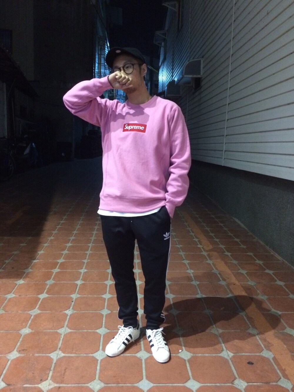 「STUSSYのアイテム（キャップ、ブラック系）」を使った、Mr_kuoxxさん（メンズ・170cm）の冬コーディネートの1枚目の写真