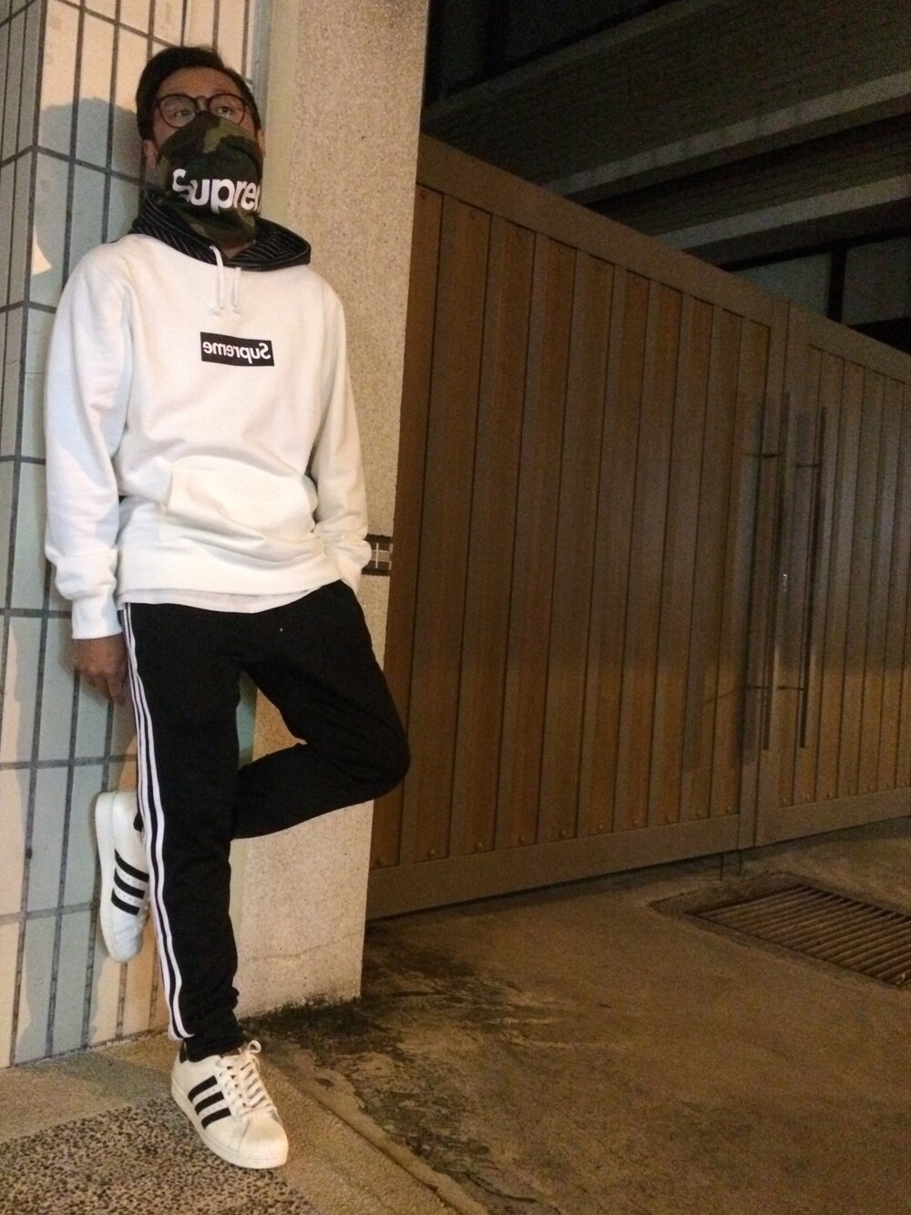 「Supreme のアイテム（その他、グリーン系）」を使った、Mr_kuoxxさん（メンズ・170cm）の冬コーディネートの1枚目の写真