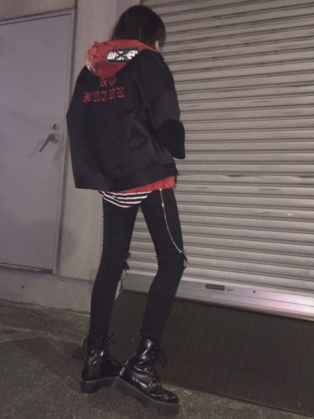「faithtokyo」｜「Faithのアイテム（ジャケット/アウター、ブラック系）」を使った、ℳさん（レディース・168cm）の春コーディネートの1枚目の写真