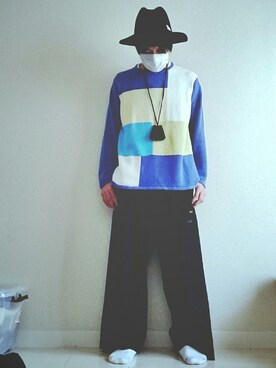 「帰省コーデ」｜「アイテム（スラックス）」を使った、KAYA.さん（メンズ・175cm）の冬コーディネート
