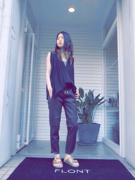 「ISABEL MARANT（イザベルマラン）のアイテム（パンツ）」を使った、FLONT STAFF さん（レディース・158cm）の冬コーディネート