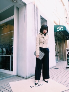 「EQUIPMENT（エキップモン）のアイテム」を使った、FLONT STAFF さん（レディース・155cm）の秋コーディネート