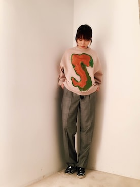 「Acne Studios（アクネストゥディオズ）のアイテム（スウェット）」を使った、FLONT STAFF さん（レディース・164cm）の秋コーディネート